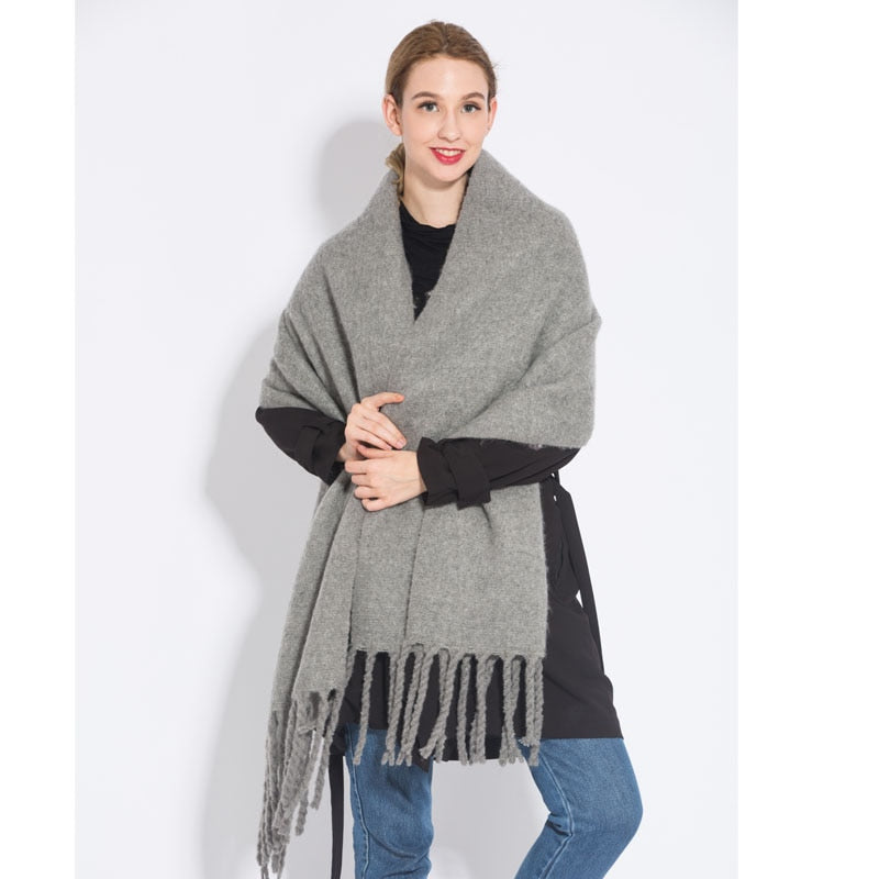 Cashmere Women's Scarf in Plaid Print