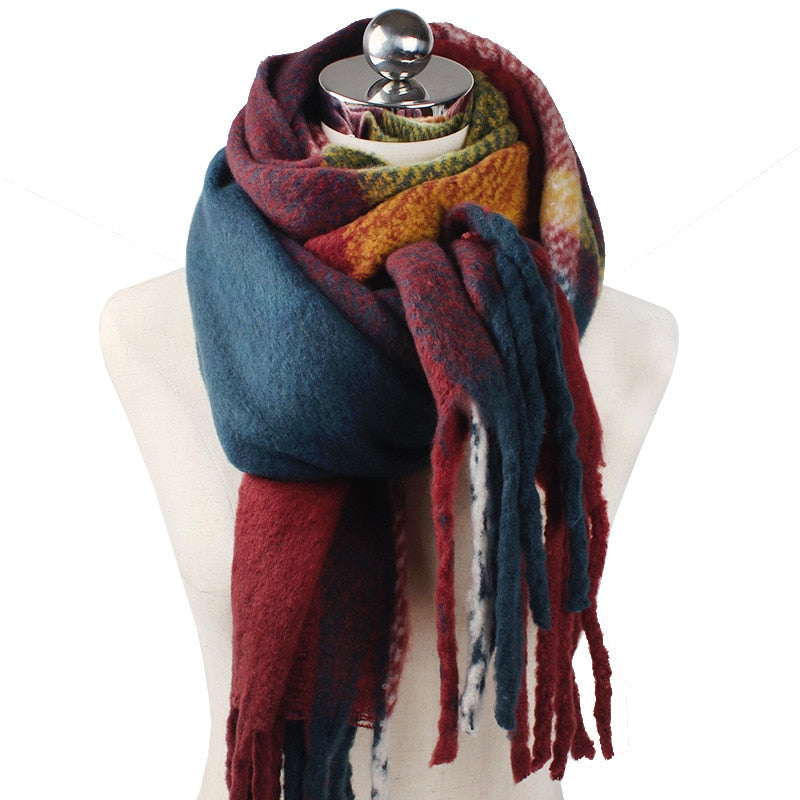 Cashmere Women's Scarf in Plaid Print