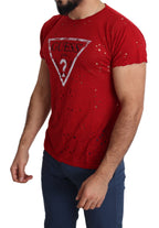 T-shirt casual para homem Guess vermelha em algodão com estampa do logótipo e detalhes perfurados.