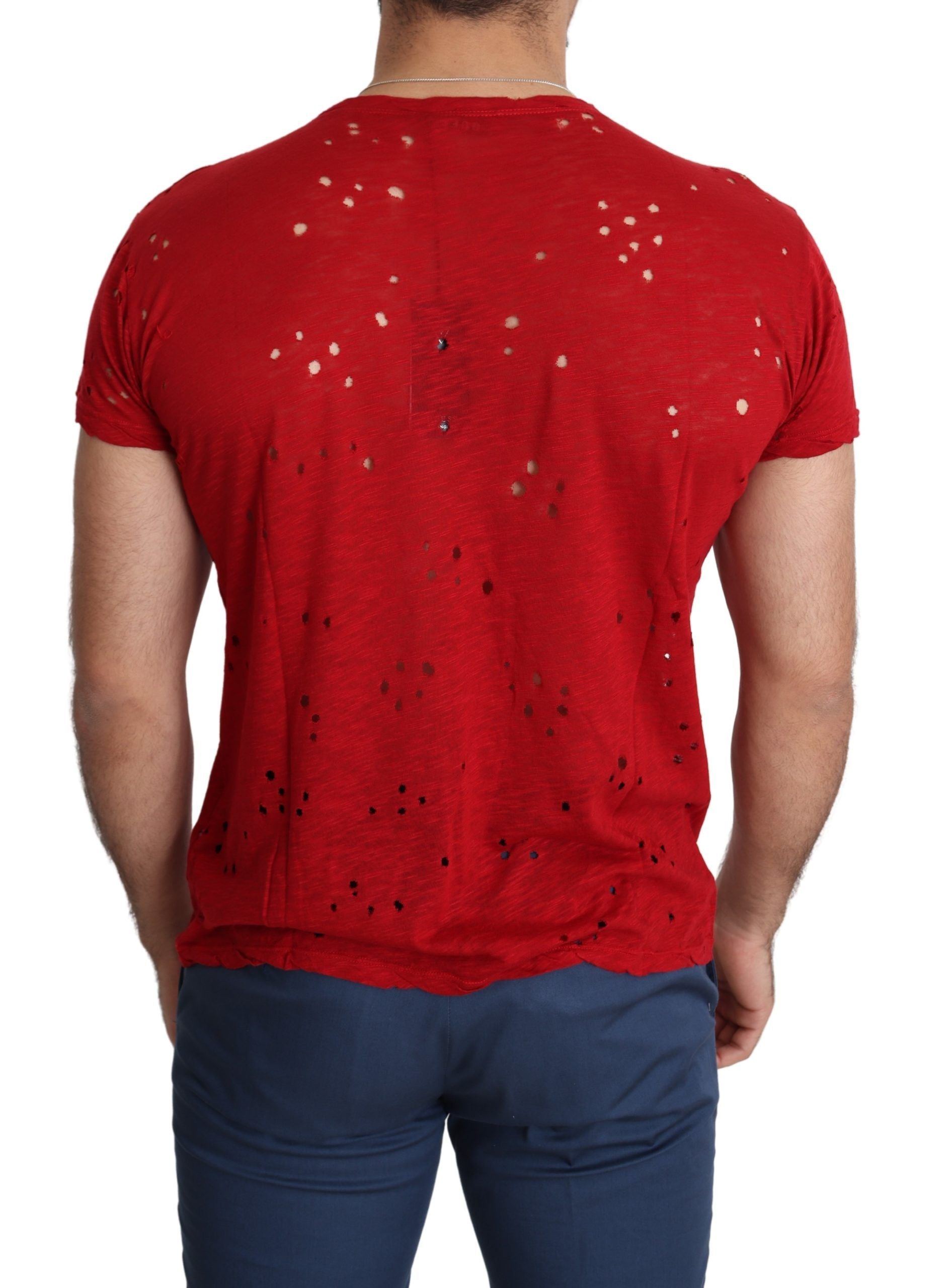 T-shirt casual para homem Guess vermelha em algodão com estampa do logótipo e detalhes perfurados.