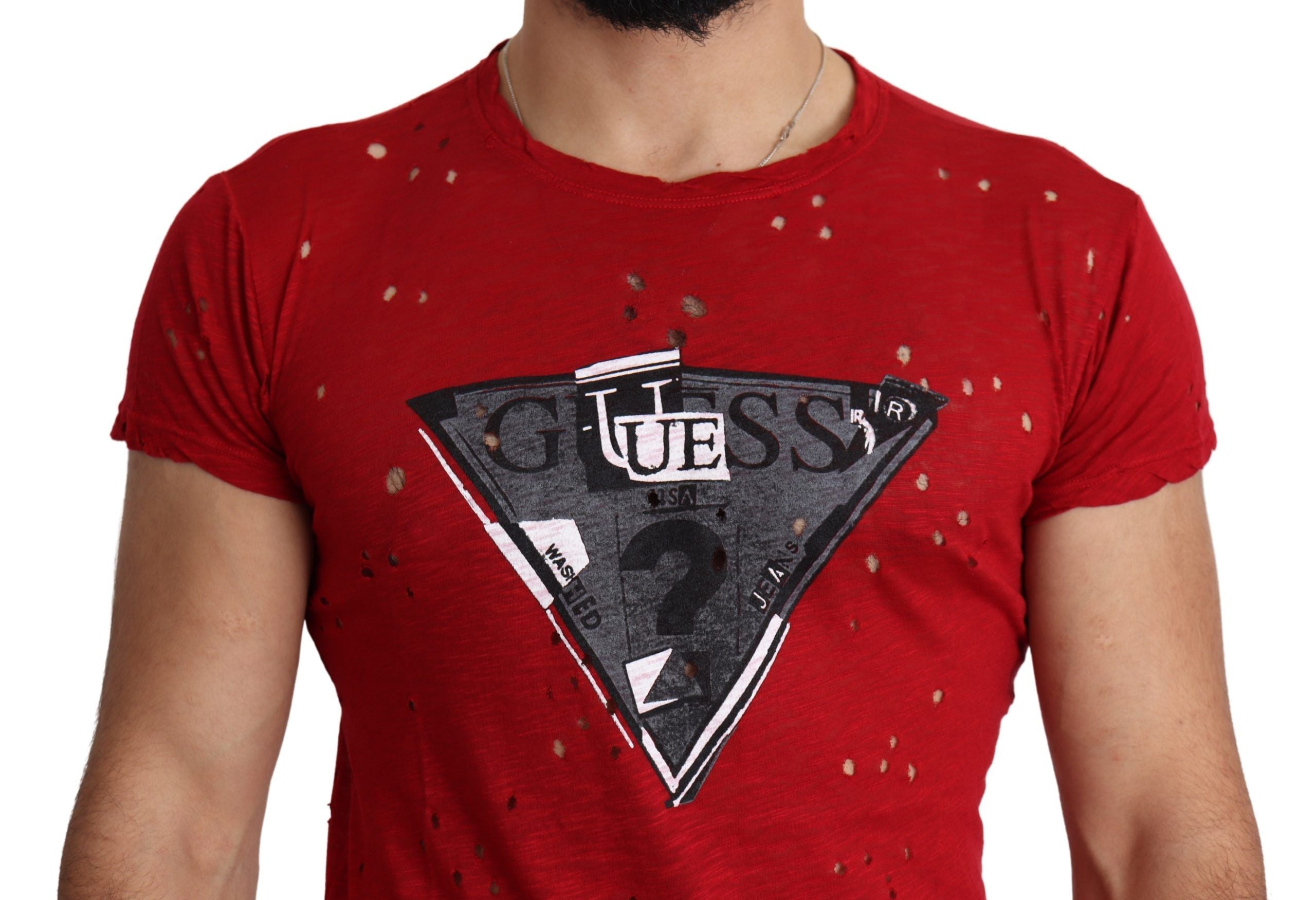 T-shirt de homem casual Guess vermelha em algodão com estampa do logótipo e detalhes perfurados.