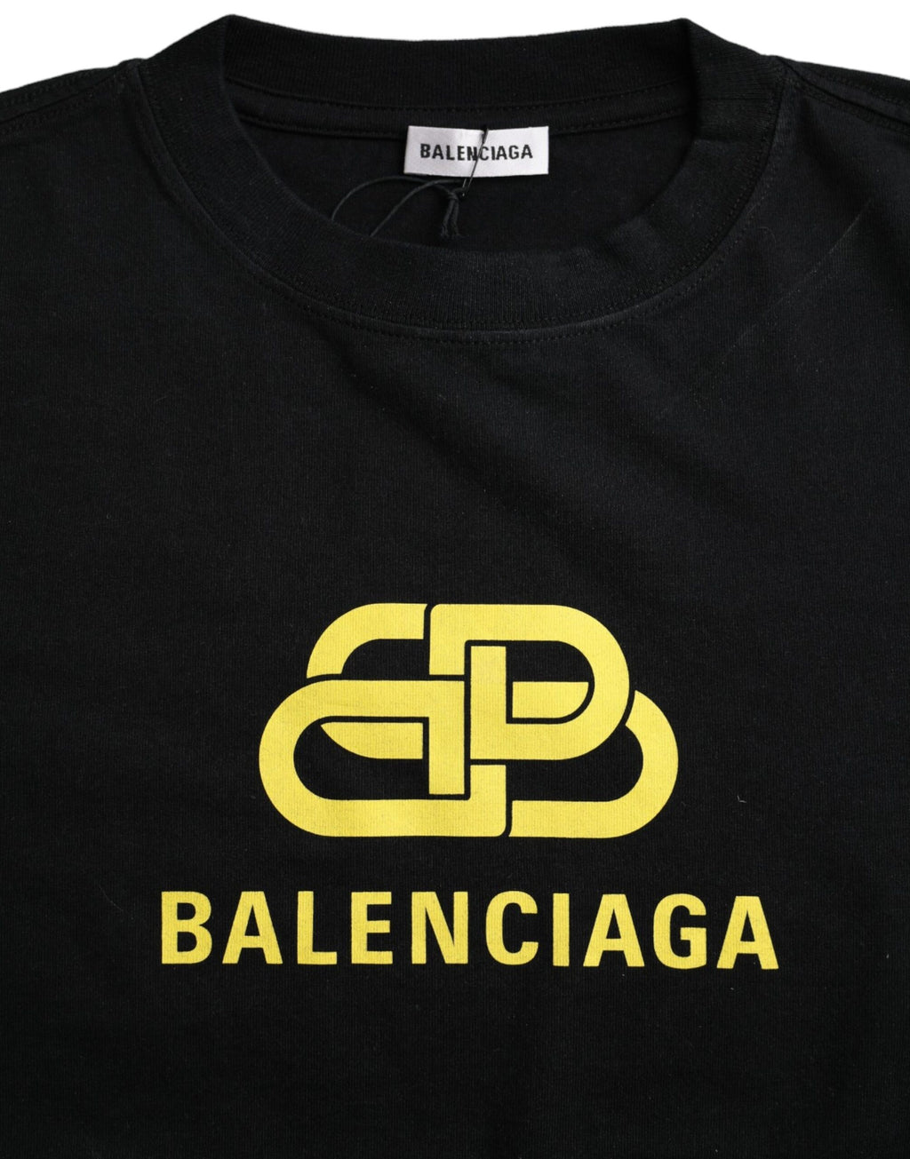 Balenciaga – Schwarzes T-Shirt aus Baumwolle mit Rundhalsausschnitt und kurzen Ärmeln und Logodruck