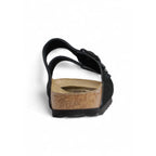 Sandália Birkenstock em camurça preta