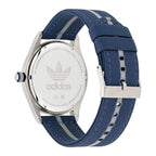 Adidas Uhr aus blauem Stoff