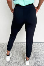 Calça Jogger Preta Skinny com Cordão
