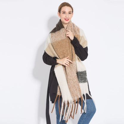 Cashmere Women's Scarf in Plaid Print
