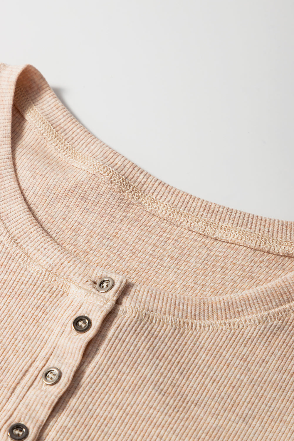 Kurzarm-Top in Haferflockenfarbe