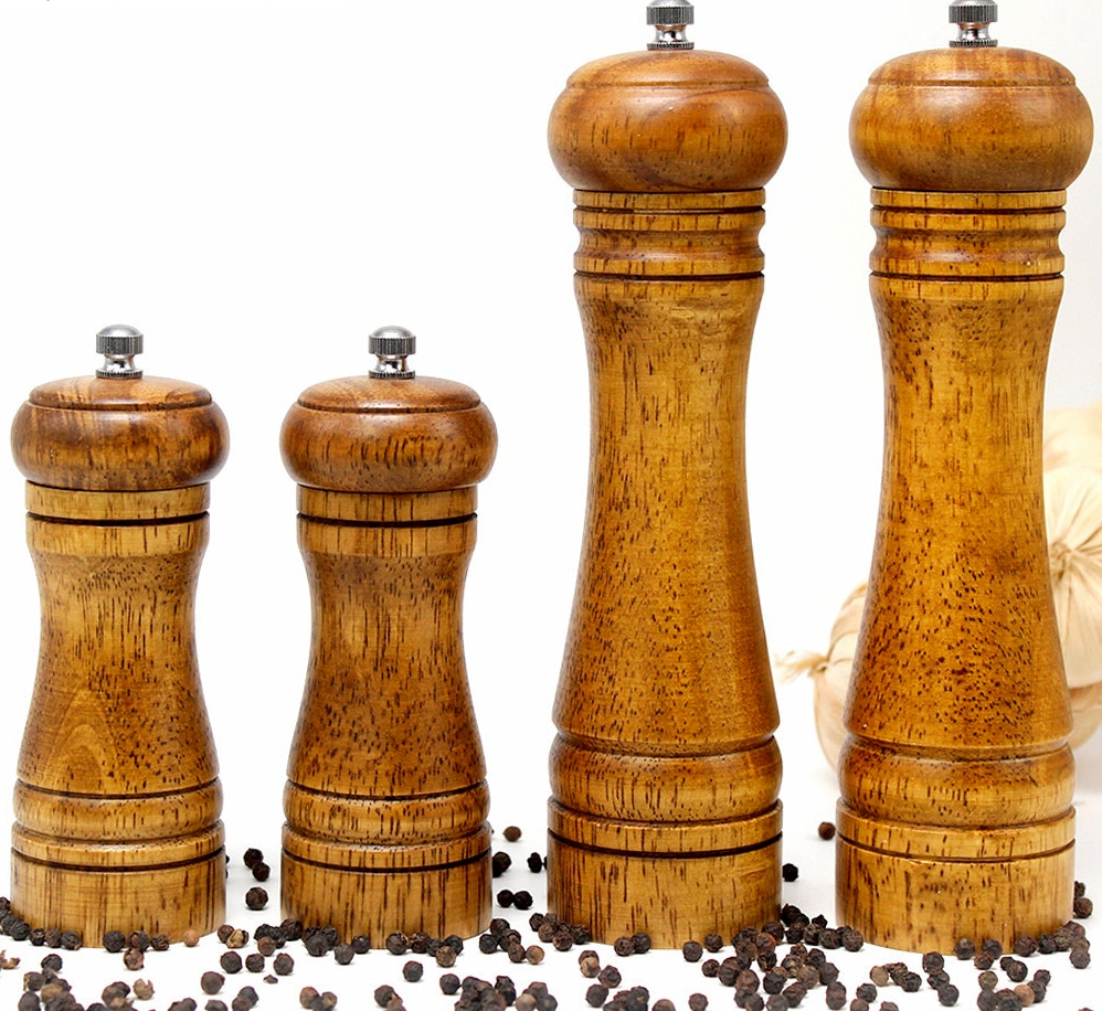 Eco-Friendly Handheld Wooden Spice Mills Set