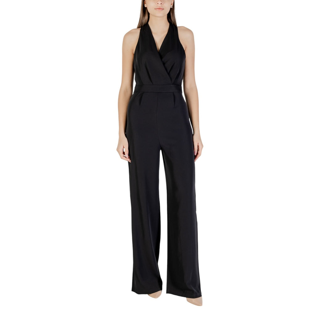 Nur für Damen erhältlicher Jumpsuit
